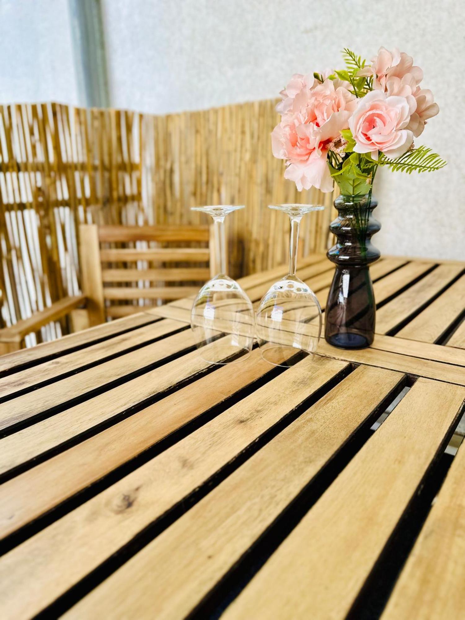 Studio Apartment In Stoetteritz With Balcony - Great Public Transport Links To The City Lipsko Exteriér fotografie